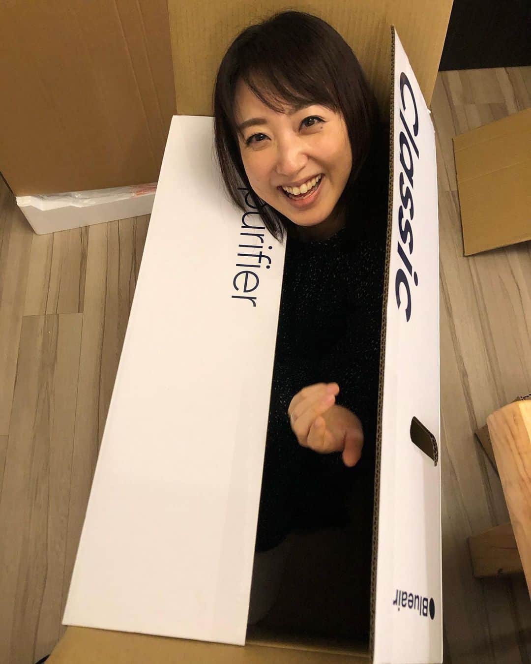 川田裕美さんのインスタグラム写真 - (川田裕美Instagram)「空気清浄機！ でっかい箱で来たー！ カッコいーー！✨😆 #blueair」2月12日 23時42分 - hiromikawata163
