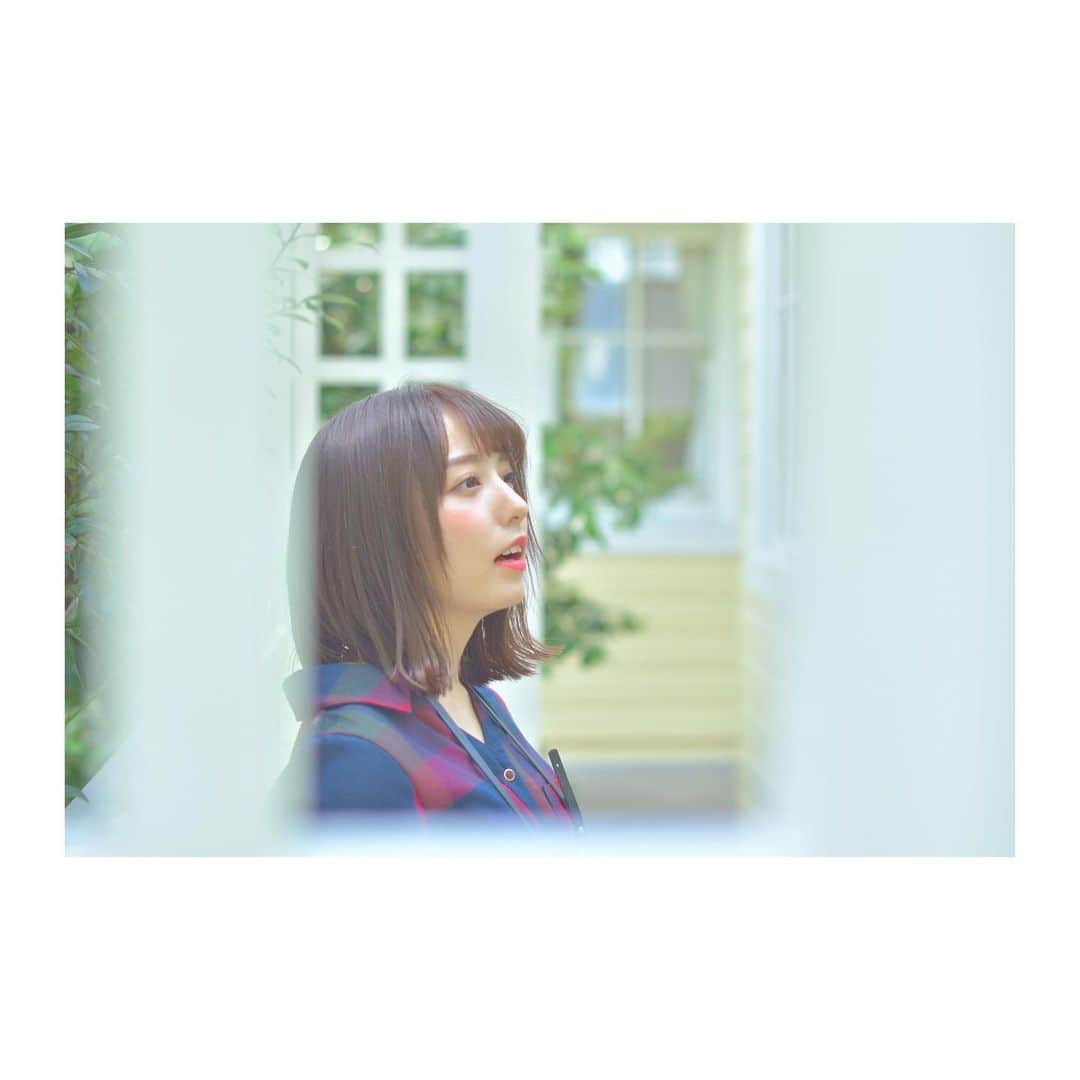 前田美里のインスタグラム：「24歳なりました。24歳は新しいことにたくさん挑戦していきたいと思います。好きな事たくさんして . ハッピーオーラ全開で頑張るぞー！！！ (推しにもたくさん会いにいく年にしたい) . #24歳 #誕生日 #おとなすいっち #大人 #ですね #欅坂46 #日向坂46 #守屋茜 #渡邉美穂 #keyakizaka46 #hinatazaka46 #birthday #photo #japanesegirl #follow #followme」