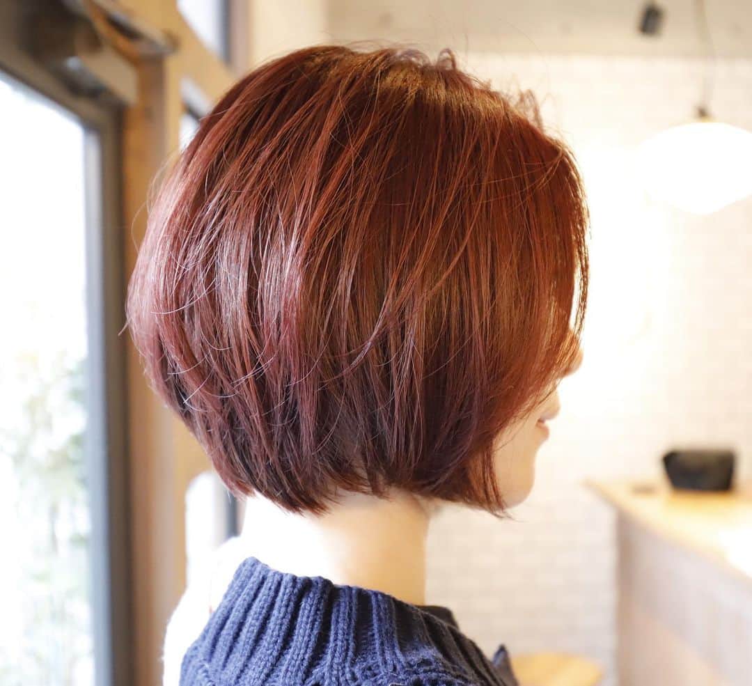 のインスタグラム：「担当松井チーフ  #hair equal #三国美容室 #三国 #キッズルーム #子連れでいける  #hair#hairstyle #スタッフ募集 #縮毛矯正が得意  #コタ #COTA #ヘアケア #駅ちか #美容室 #美容室求人 #美容師募集 #スタイリスト募集 #アシスタント募集 #メンズ  #メンズヘア #ボブ #子供カット #トリートメント  #トキオトリートメント #酸性ストレート  #酸性デジタルパーマ #ヘアドネーション #写真好きな人と繋がりたい」