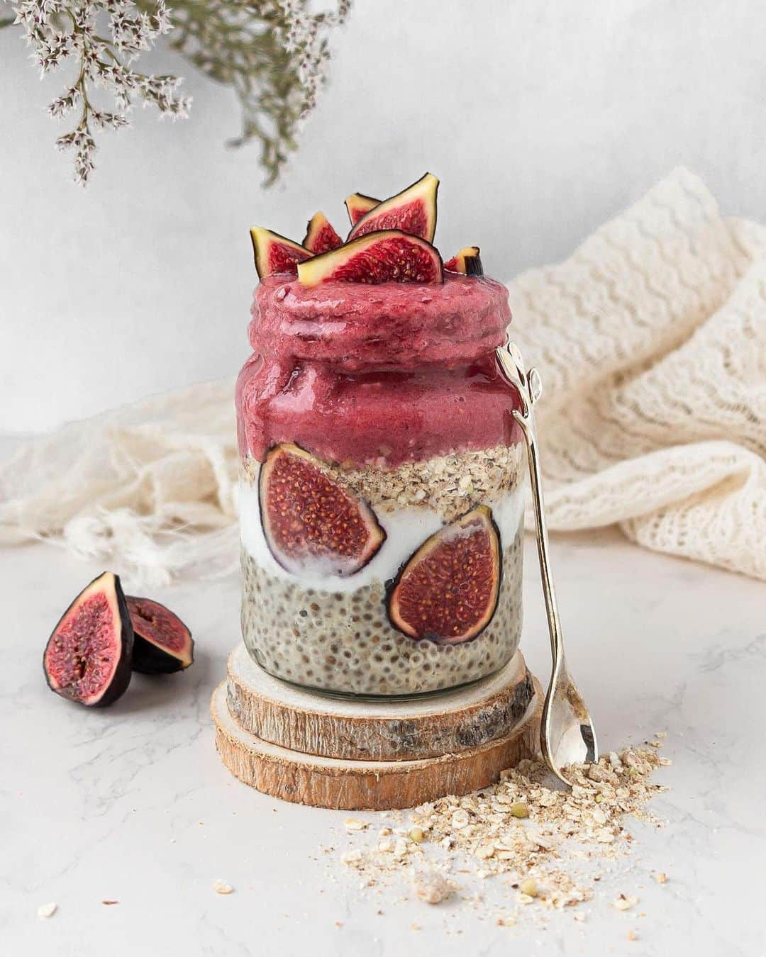 Vitamix Global Headquarters Real foodさんのインスタグラム写真 - (Vitamix Global Headquarters Real foodInstagram)「Indulge in some #selflove this VDay💕 • 📸: Get this Dream Jar recipe from @mercihealthy post! • #repost #mercihealthy #chiapudding #recipe #valentines #healthy #wholefoods #vegan #vitamix #myvitamix」2月13日 0時51分 - vitamix