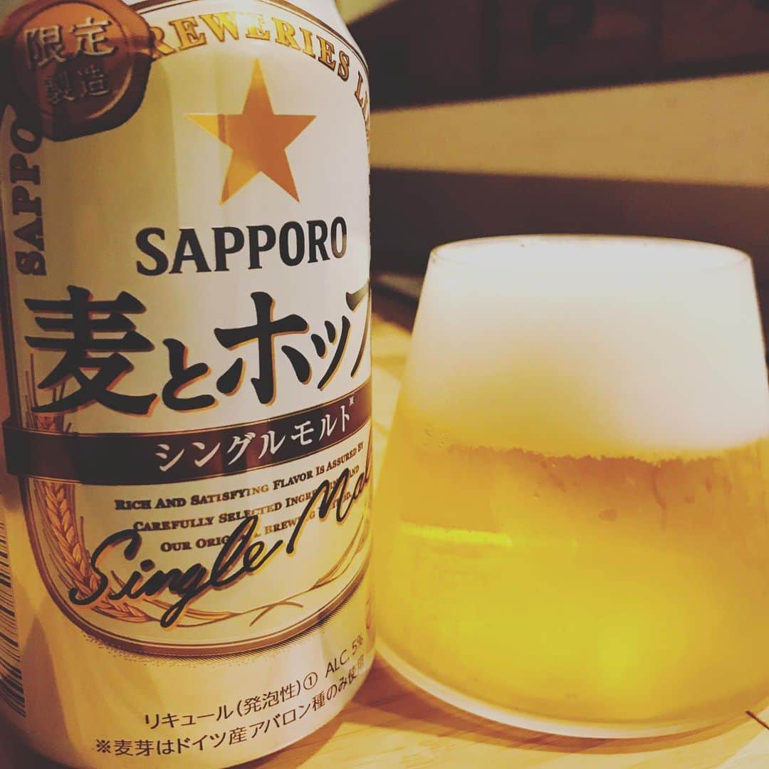 堀井亮佑のインスタグラム：「こんなに泡立つのかーすごいな。美味いし。#beer #堀井ビールログ」