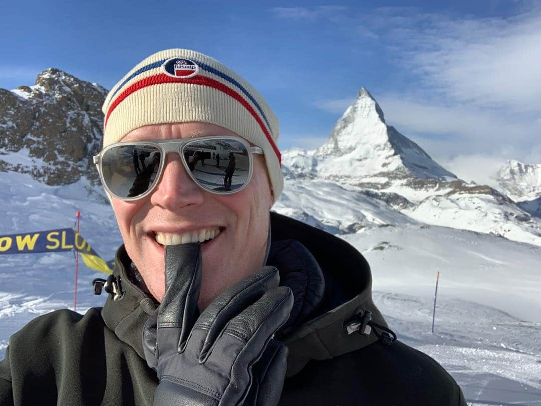 ポール・ベタニーさんのインスタグラム写真 - (ポール・ベタニーInstagram)「#zermatt BACK AGAIN!!!」2月13日 1時31分 - paulbettany