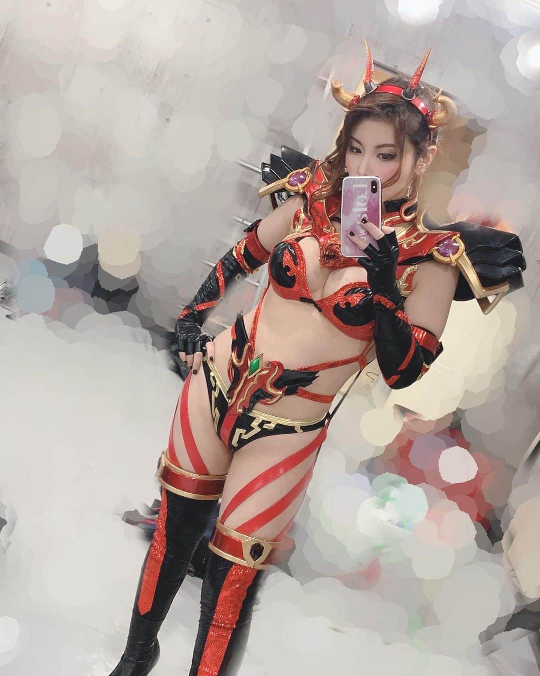 新村あかりのインスタグラム：「ダークヴァーミリアさん☠️ #女幹部 #特撮 #悪役 #新村あかり」