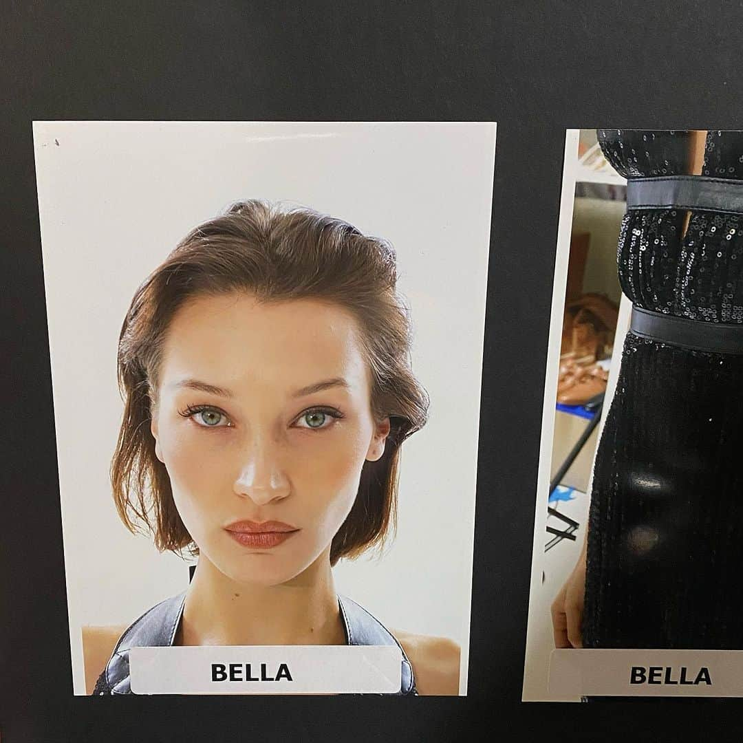 ベラ・ハディッドさんのインスタグラム写真 - (ベラ・ハディッドInstagram)「ur local alien popping in to say hello」2月13日 4時28分 - bellahadid