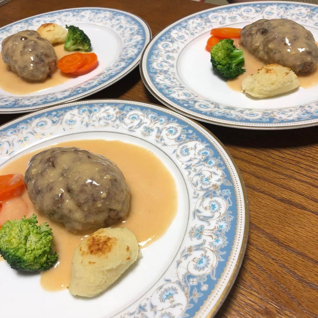 市川紗椰のグルメインスタ