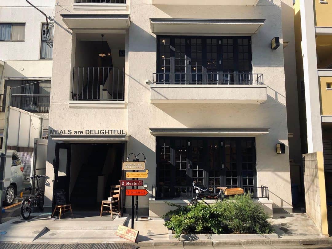 石井輝明のグルメインスタ