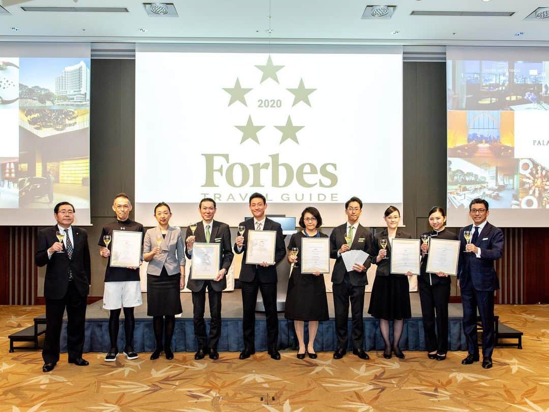 Palace Hotel Tokyo / パレスホテル東京さんのインスタグラム写真 - (Palace Hotel Tokyo / パレスホテル東京Instagram)「We are proud to announce that we have been awarded Forbes Travel Guide Five-Star rating for 5 consecutive years and our evian SPA TOKYO with a Four-Star rating for the first time! 「フォーブス･トラベルガイド2020」の格付けにて、パレスホテル東京が最高ランク5つ星の評価を5年連続で獲得！今年は「エビアン スパ 東京」もスパ部門で4つ星を獲得いたしました。これからも皆様にブランドコンセプト、「美しい国の、美しい一日がある。」をご体験いただけるよう努めて参ります。  @ForbesTravelGuide #ForbesTravelGuide #FTGstarawards #fivestar #omotenashi #fivestarhotel #Marunouchi #PalaceHotelTokyo #フォーブストラベルガイド #フォーブス #5つ星 #五つ星 #最上質の日本 #美しい国の美しい一日がある #丸の内 #パレスホテル東京」2月13日 16時31分 - palacehoteltokyo