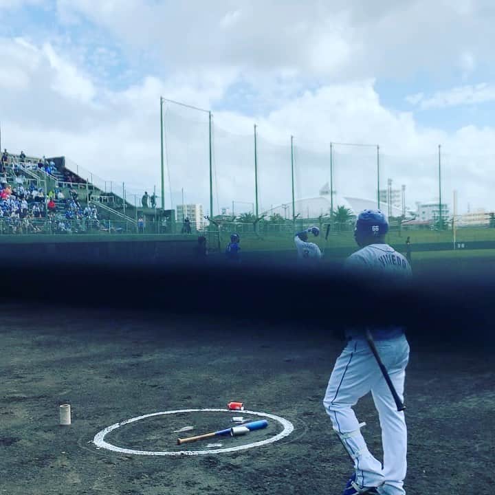 のインスタグラム：「#Jスポーツ解説の森繁さんに挨拶しに北谷球場へ」