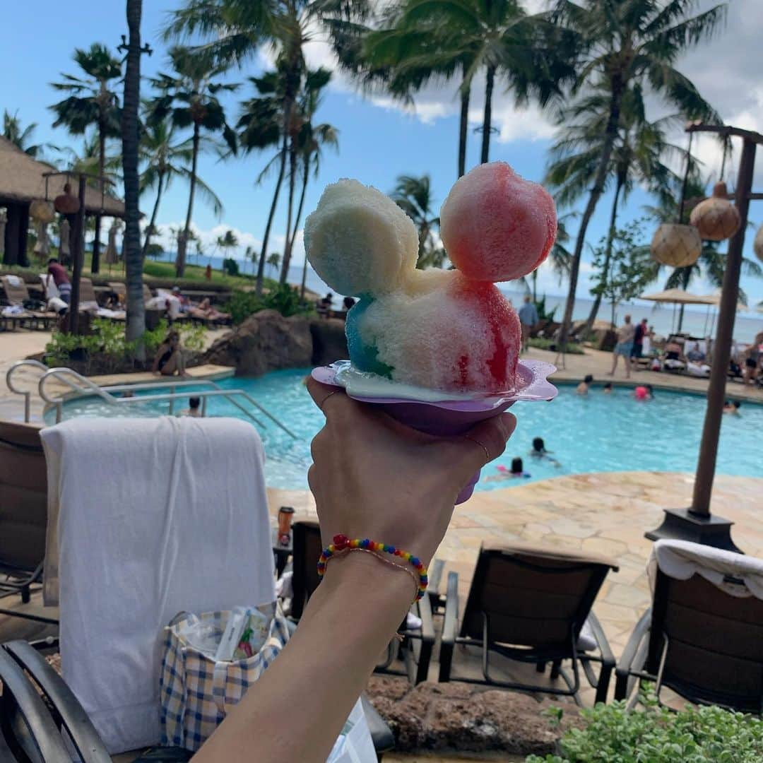 イ・ヒョニさんのインスタグラム写真 - (イ・ヒョニInstagram)「🌴🐭 Hi Mickey!  #hawaii #disneyaulani」2月13日 8時07分 - lee.hyunyi