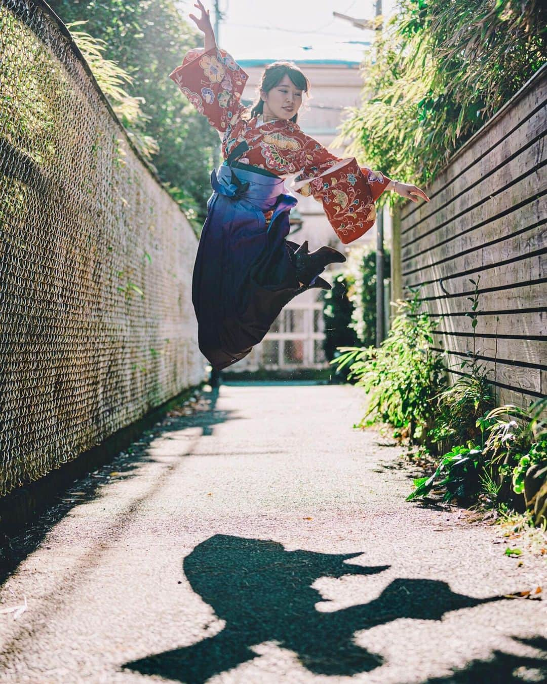 kenta_soyoungさんのインスタグラム写真 - (kenta_soyoungInstagram)「Jumpin hakama flash!! . . . . #ジャンピンマイケル model: @miki_maihara . . . .  ケンタソーヤング ×鎌倉花のんコラボ写真展「鎌倉から騒ぎ〜KAWAII KIMONO GRAPH」  2020/02/24→03/07 Yokohama craft beer bar living 17:00〜24:00（2/24〜3/7※下記日程を除く】 15:00〜24:00（2/24.2/31.3/1.3/7） 来店の際は1人1注文をお願いします。  #ソーヤング個展 #鎌倉花のん写真展  2/24（月祝）18:00〜オープニングパーティー開催！！！着物美人が皆様のご来場をお待ちしてます！！」2月13日 9時06分 - kenta_soyoung