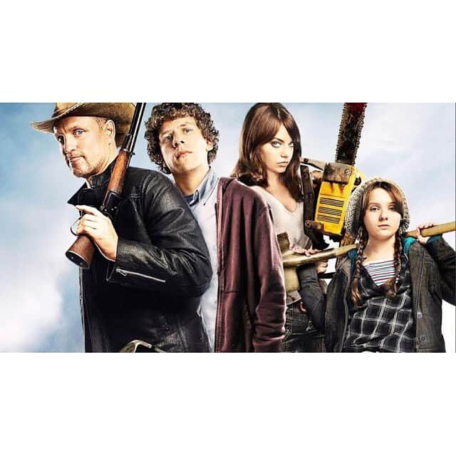 takuma watanabeのインスタグラム：「#Zombieland #👨🏻‍🦳 #👦🏻 #👧🏻 #🧒🏻 #🧟‍♀️ #🧟 #🧟‍♂️」