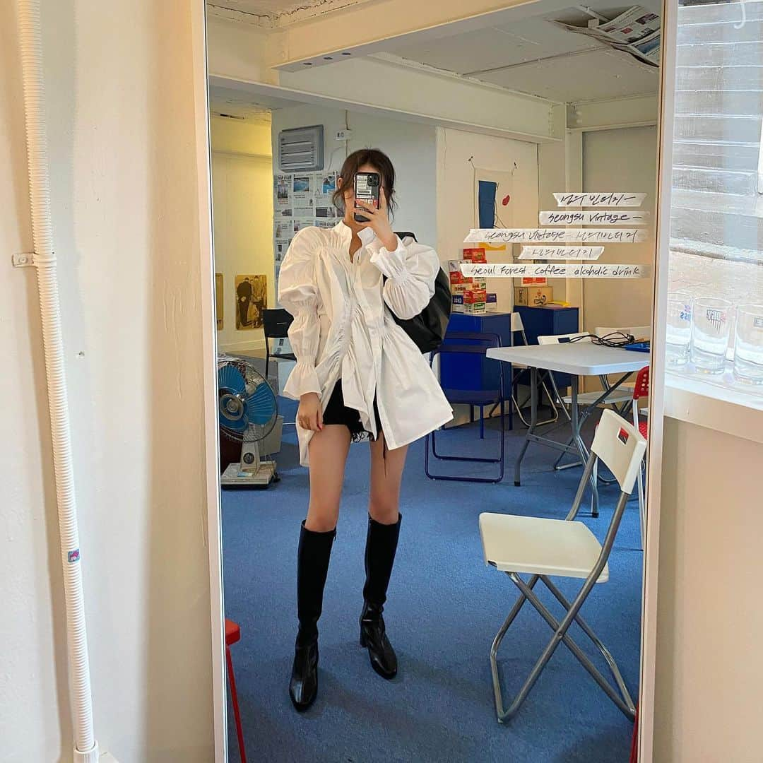 Chuuさんのインスタグラム写真 - (ChuuInstagram)「𝗡𝗘𝗪! 𝙥𝙞𝙘𝙠 𝙮𝙤𝙪𝙧 𝙛𝙖𝙫𝙤𝙧𝙞𝙩𝙚 𝙨𝙩𝙮𝙡𝙚🕊✨ 1-2-3-4-5-6-7-8👈🏻👈🏻」2月13日 10時57分 - chuu_official