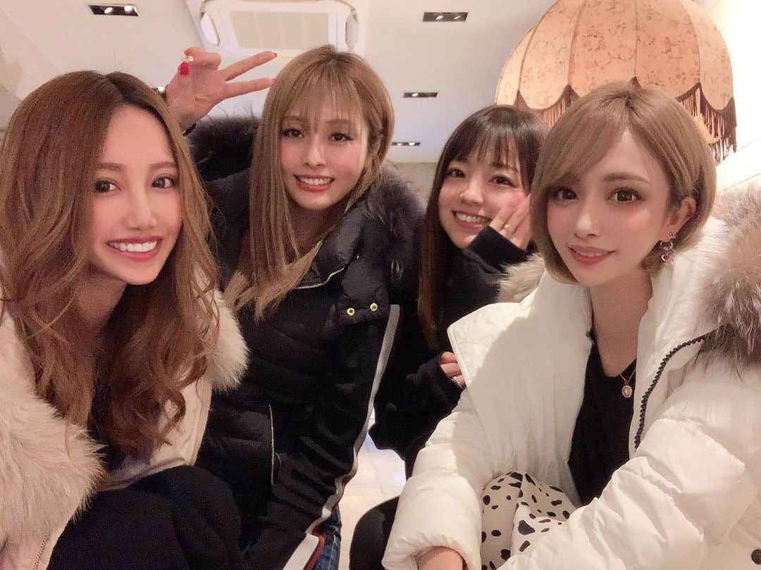 サキ吉さんのインスタグラム写真 - (サキ吉Instagram)「昨日は4人でランチ🥰💋 時間足りなかったぁ🥺💞💞💞 楽しかった💛 ． #恵比寿 #ランチ」2月13日 12時06分 - sakikichi1201