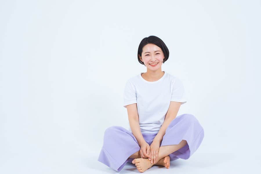 大西沙紀のインスタグラム：「結構前にわかりやすく心機一転髪の毛を切りました。 新しい写真も素敵に撮ってもらいました。 私らしく思考を深めながら、心地よく歩んで行きたいと思います。  ph @ichikawa6416  hm @hm_ayumi」