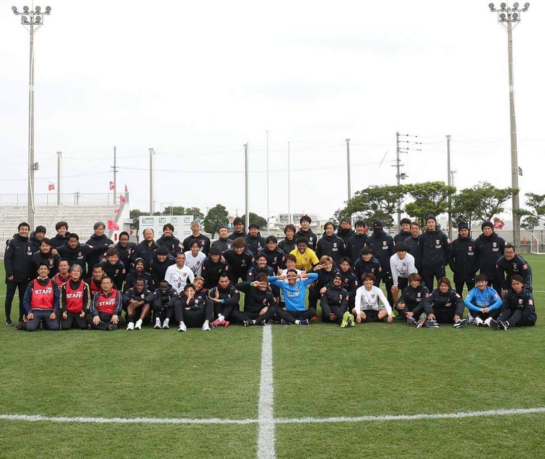 橋岡大樹のインスタグラム：「時差はありますが沖縄キャンプ終了😊 良いキャンプになりました👍  今シーズン良い結果を残せるように またここから開幕まで良い準備をしていきます  #沖縄 #沖縄キャンプ #2020  #浦和レッズ #橋岡大樹  #時差投稿」