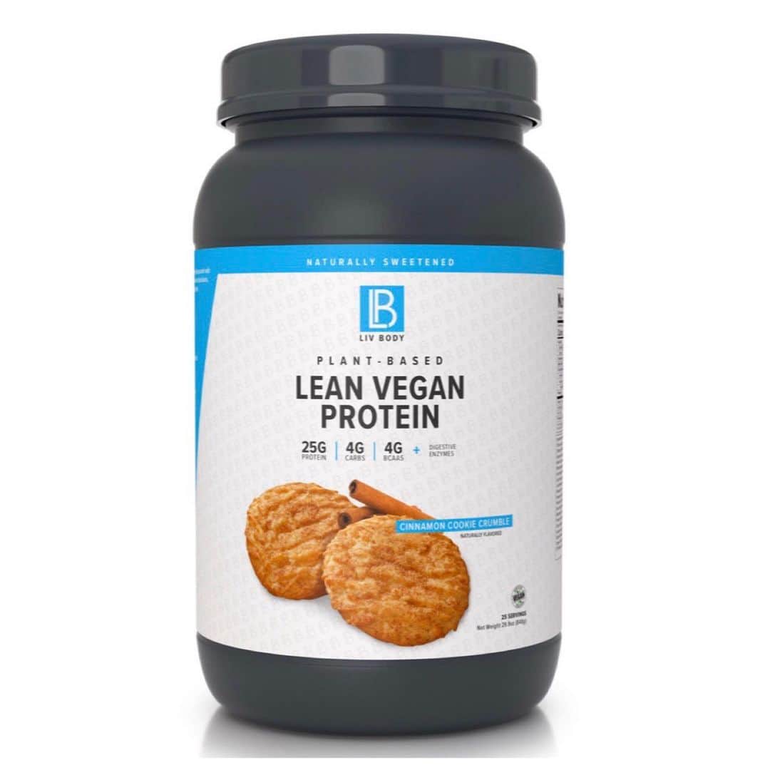 Paige Hathawayさんのインスタグラム写真 - (Paige HathawayInstagram)「Just left the gym and I’m dropping in on your timeline to announce a NEW FLAVOR 🚨 ALERT!! @livbody just released Cinnamon Cookie Crumble Lean Vegan Protein! 🤯 It’s available right now and it is FREAKING DELICIOUS! 😋 You’d be surprised if I told you it has ZERO artificial flavors AND it’s gluten free, lactose free and vegan friendly!  COMMENT BELOW -  WHAT FLAVOR #LIVBODY SHOULD DO NEXT!  Order right now by heading over to @livbody and clicking the link in their bio! Don’t forget to use my discount code: PAIGE20 for 20% off at checkout.  If you spent over $99 I’ll also throw in a FREE DIET ADJUSTMENT! Just email me your receipt after you purchase! 😙 PaigeHathawayfit@gmail.com」2月14日 2時24分 - paigehathaway