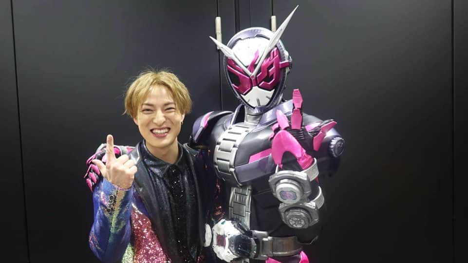 DAICHI さんのインスタグラム写真 - (DAICHI Instagram)「DAPUMP✖️仮面ライダージオウ  一緒にステージで共演出来てミラクル起き放題でした🥺✨✨✨ #DAPUMP #livedapump2020funkytrickypartyfinal」2月13日 17時37分 - daichix