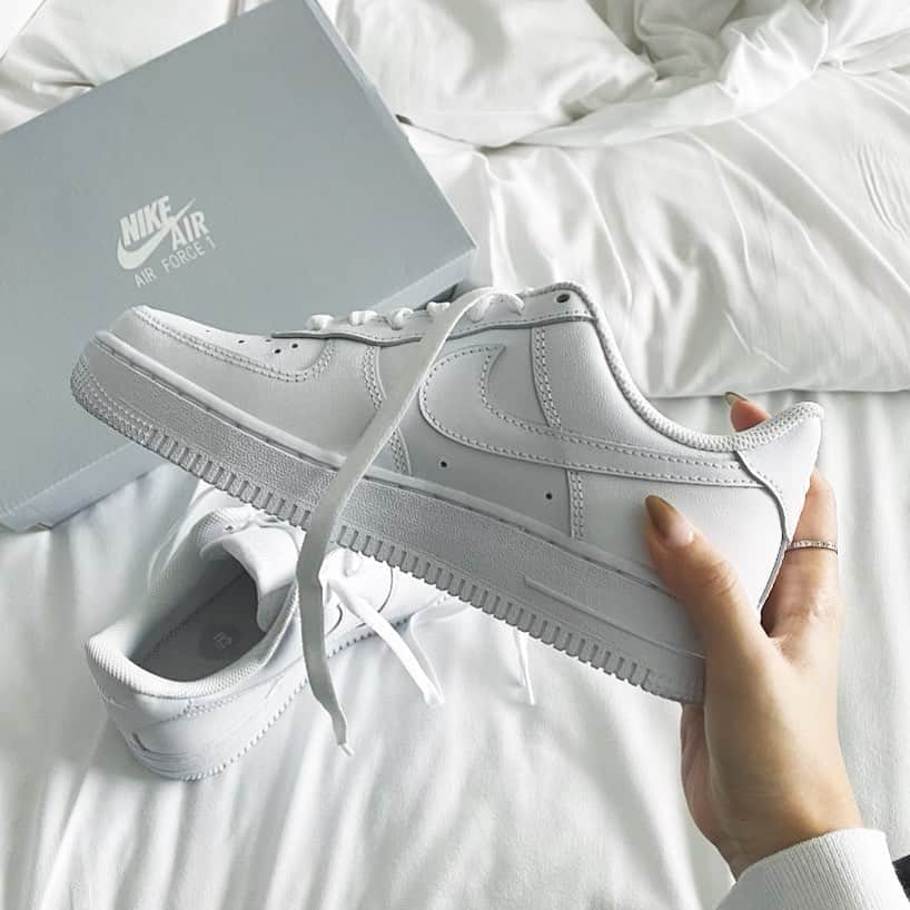 デンデンさんのインスタグラム写真 - (デンデンInstagram)「AIR FORCE 1 👟　thankyou 🦔」2月13日 17時44分 - _k2y22_