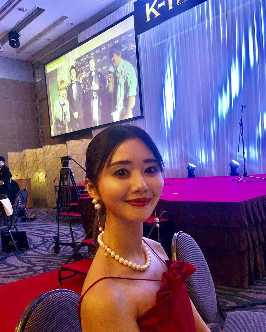 一木美里さんのインスタグラム写真 - (一木美里Instagram)「#K1AWARDS2019 ✔️✔️✔️﻿ ﻿ 間近で観てからハマったK1観戦🔥﻿ 心も熱い闘いにいつも力をもらいます✨ 今年もAwardsに出席させていただきました！🙏✨ 2019年活躍なさった選手たちが表彰される会✨ 皆さんのコメントを伺って﻿ ますます今年の試合が楽しみになりました☺️‼︎﻿ . . .﻿ #k1#sports#party#partydress#ドレス#パーティコーデ」2月13日 17時47分 - misato_ichiki