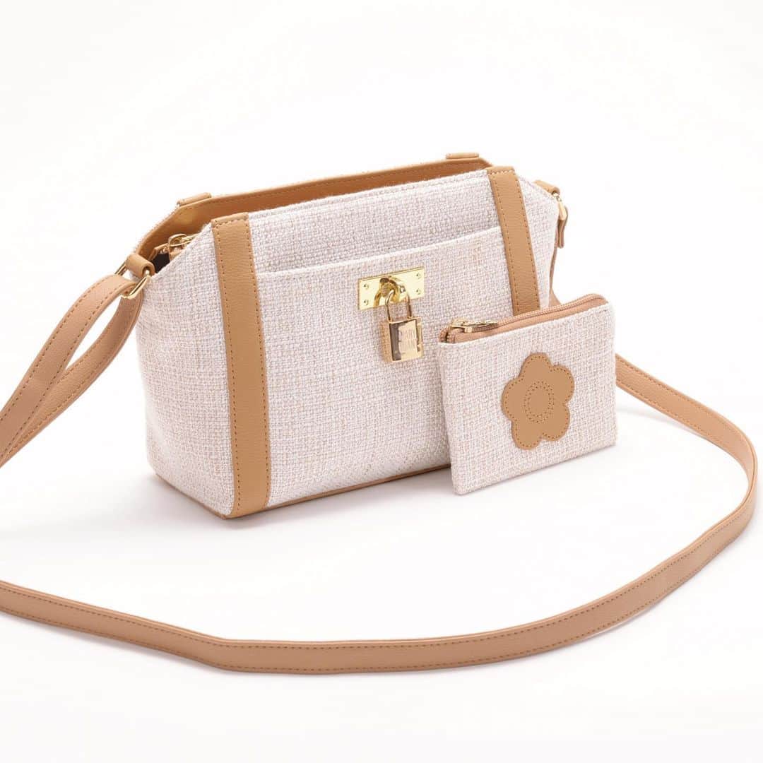MARY QUANT officialさんのインスタグラム写真 - (MARY QUANT officialInstagram)「#パドロックモチーフショルダー - #MARYQUANT #2020SPRING #NEWITEMS #FASHION #SHOULDERBAG - #ショルダーバッグ」2月13日 17時48分 - maryquant_official