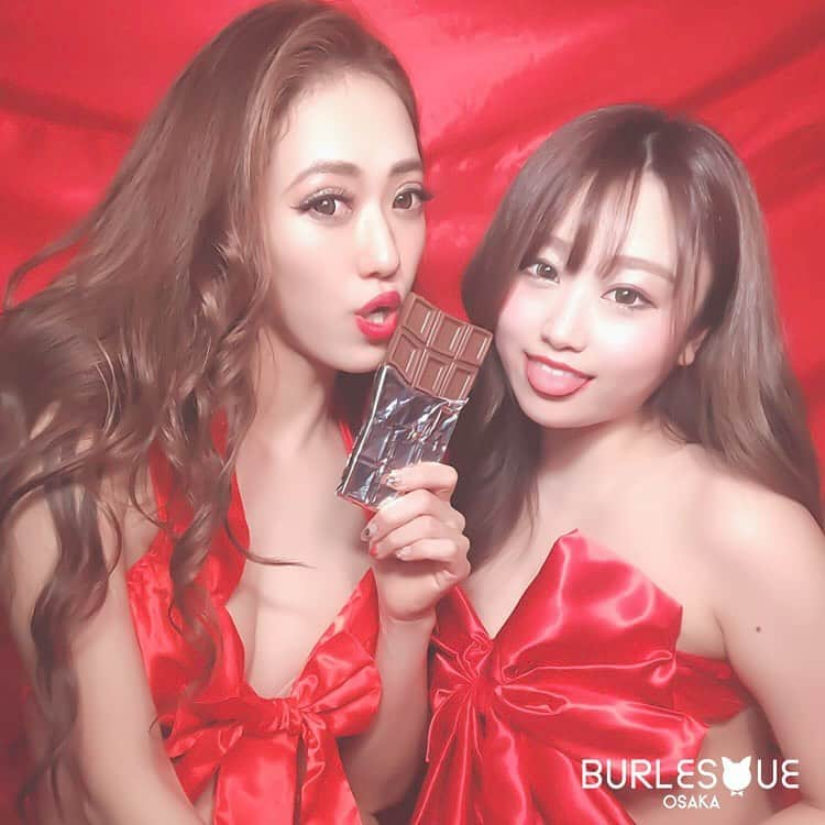 バーレスク大阪【公式】さんのインスタグラム写真 - (バーレスク大阪【公式】Instagram)「○●○ Today's burlesque girl's Mimosa & Sakura  @burlesqueosaka_mimosa  @sakurararah_burlesqueosaka 💻web予約→http://burlesque-osaka.resv.jp/reserve/calendar.php?x=1508052519&pc=1 . 📞電話予約明日16時～→06-6345-4567 ・ #バーレスク大阪 #バーレスク東京 #女子会 #北新地 #ばれすく #可愛い #ギャル #アイドル #自撮り #バレンタイン #チョコレート #burlesqueosaka #love #red #valentine #chocolate #selfie  #showgirl #entertainment #東京2020」2月13日 18時17分 - burlesque_osaka