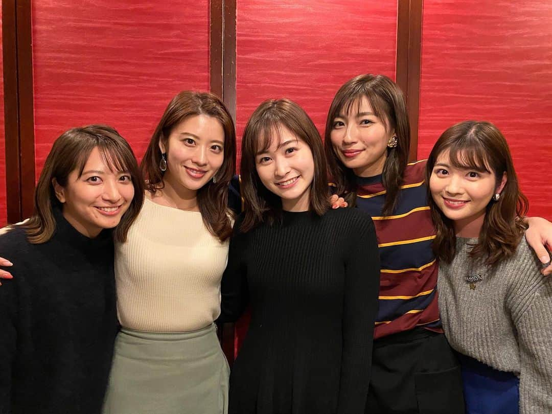 笹崎里菜さんのインスタグラム写真 - (笹崎里菜Instagram)「改めて、 高校サッカー女子組でお疲れ様会🙋‍♀️🌺 たくさん食べてたくさん話して、楽しい時間でした🥺❤️ 答え合わせのため、また集まらなければ🧚‍♀️」2月13日 18時21分 - rina_sasazaki