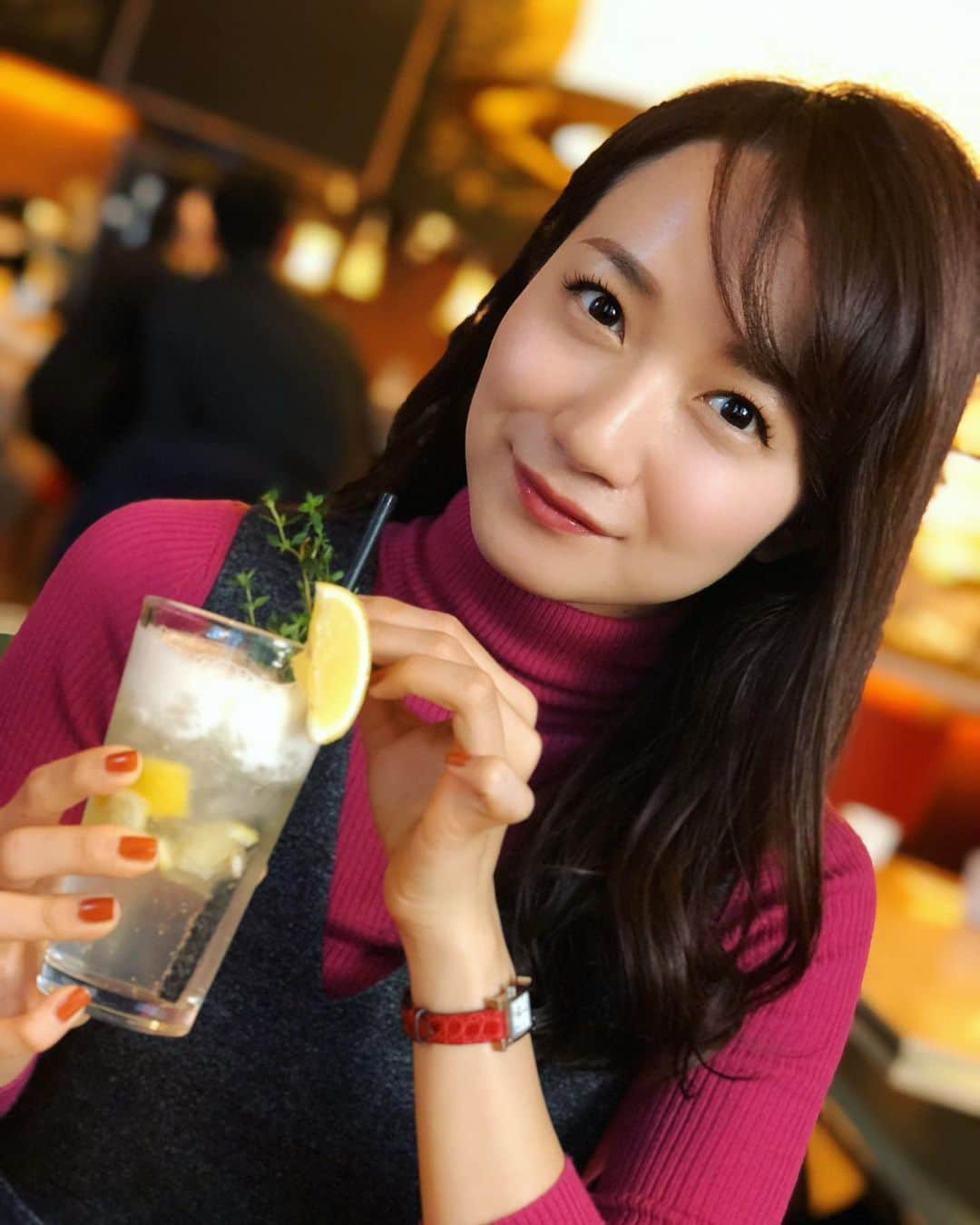 松原江里佳さんのインスタグラム写真 - (松原江里佳Instagram)「❤︎ 飲んでいるのはレモングラス&エスプーマとやら。 ❤︎ #lexus #cafe #日比谷 #エスプーマ  #顔丸い #でこ #スターダスト #フリーアナウンサー  #アナウンサー」2月13日 18時40分 - erika_matsubara