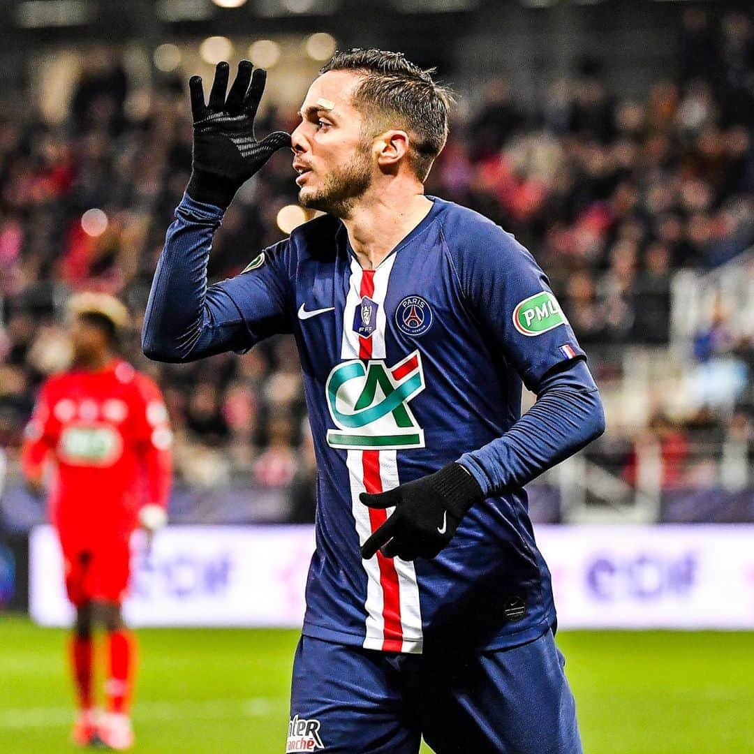 パリ・サンジェルマンFCさんのインスタグラム写真 - (パリ・サンジェルマンFCInstagram)「🖐⚽️🤩 @pablosarabia92 . 6️⃣ goals in 4️⃣ matches in the #CoupedeFrance❕ 6️⃣ buts en 4️⃣ matchs en @coupedefrancedefootball❕ . 🏆 #AllezParis #ICICESTPARIS #PabloSarabia #Sarabia #PSG #ParisSaintGermain #Paris #Football」2月13日 18時48分 - psg