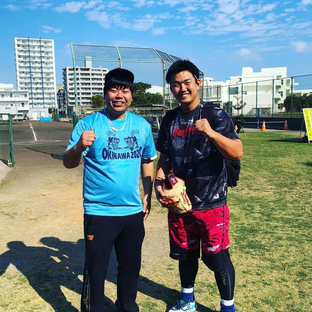 小笠原慎之介さんのインスタグラム写真 - (小笠原慎之介Instagram)「第3クール終了 まさか#野球youtuber向 さんに会えるとは。 写真も撮ってもらいました！ ありがとうございます！ #ムコウズ #やばい #dragons11」2月13日 18時49分 - dshinnosuke11