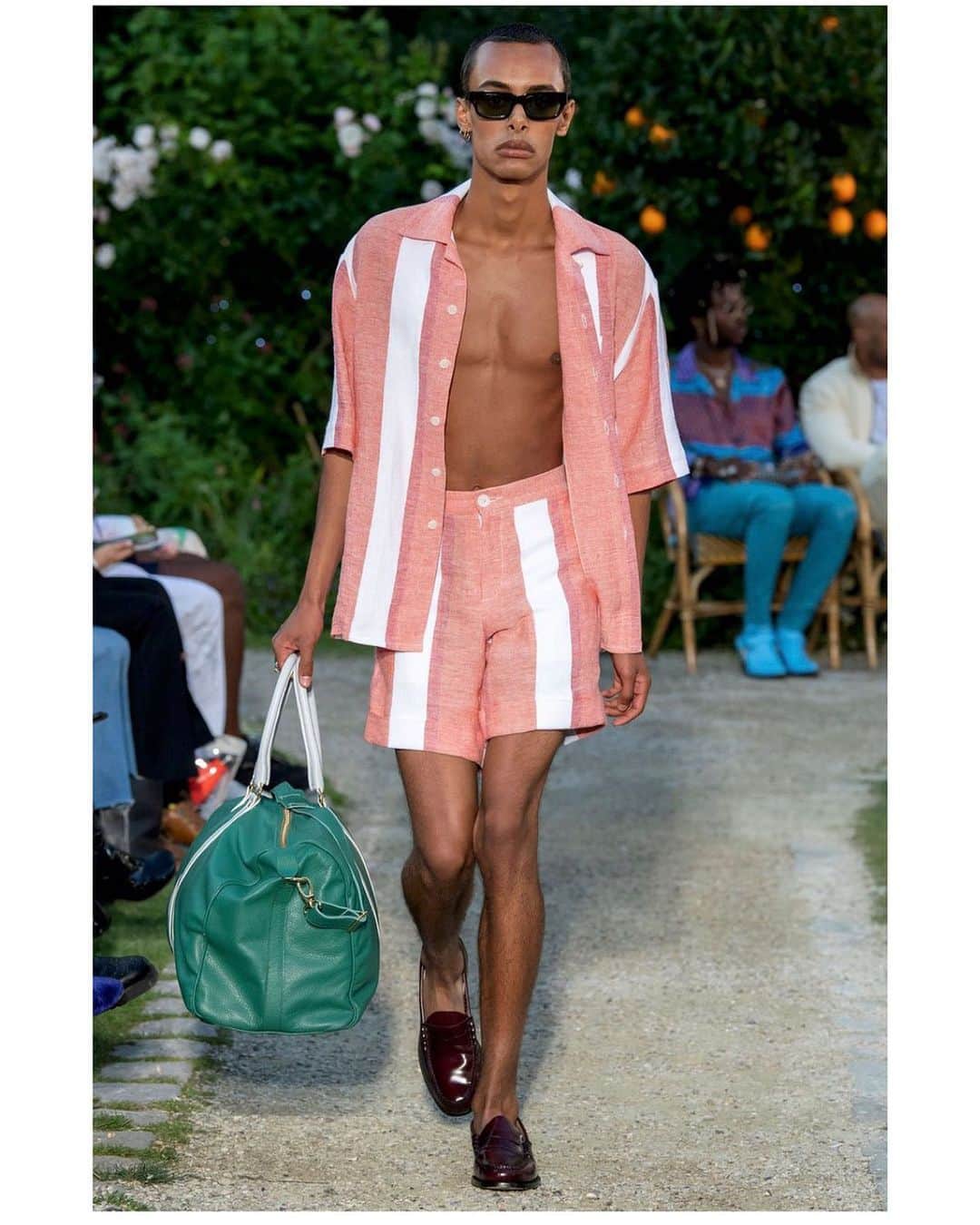 UNITED ARROWS & SONSのグルメインスタ