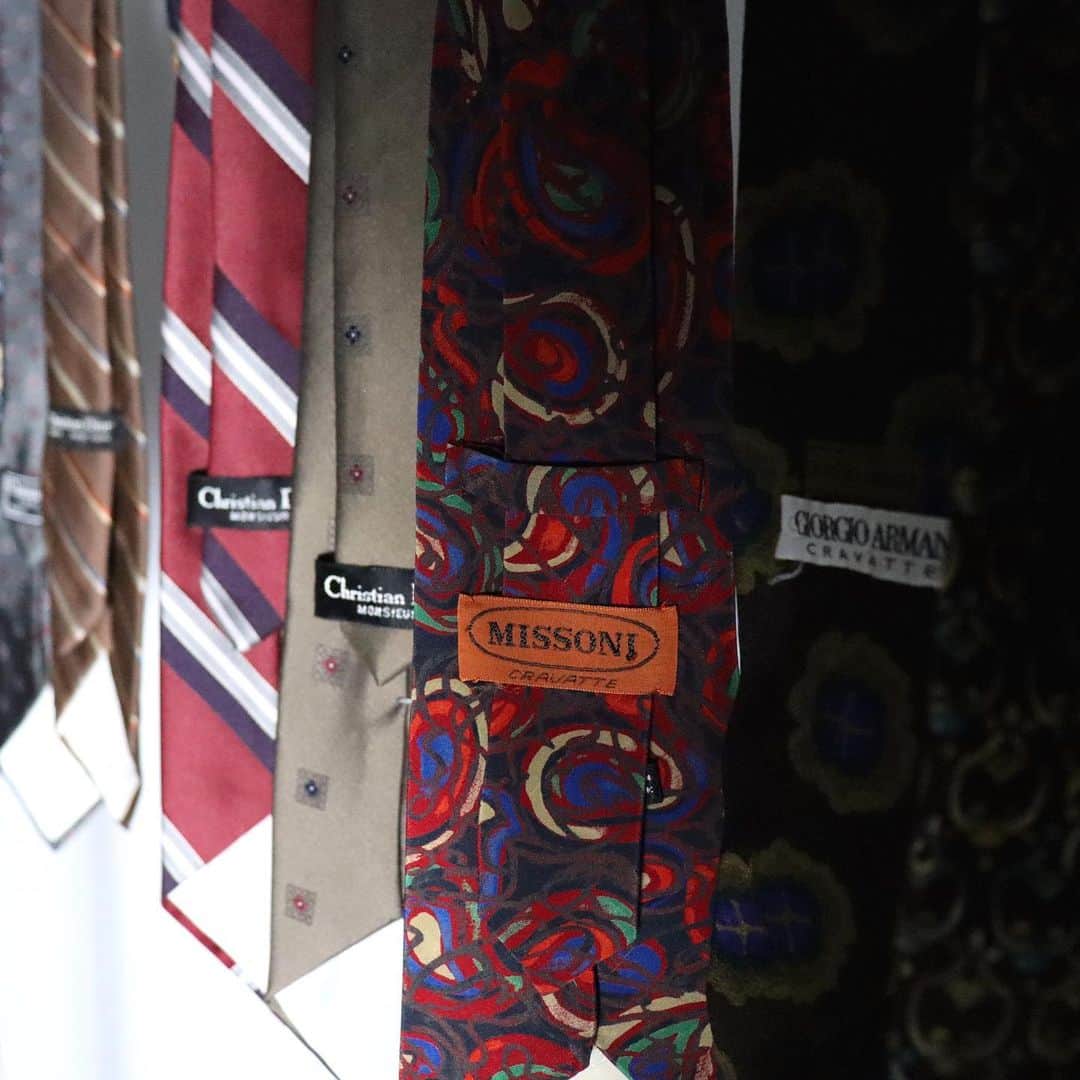 DoLuKEさんのインスタグラム写真 - (DoLuKEInstagram)「﻿ 70-90's  Maison brand tie﻿ ﻿ ﻿ ﻿ #DoLuKE」2月13日 20時11分 - doluke_tokyo