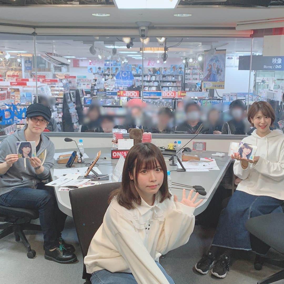 三浦祐太朗のインスタグラム：「本日のゲストは #Liyuu さんでした。 #NACK5 #キラスタ #斉藤百香 #三浦祐太朗」