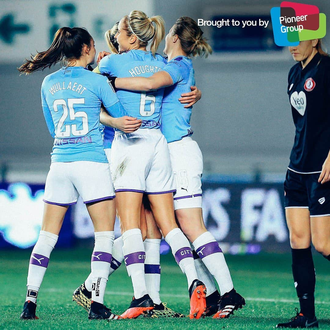 マンチェスター・シティFCさんのインスタグラム写真 - (マンチェスター・シティFCInstagram)「1️⃣1️⃣th consecutive 🏠 win! ⠀ ⠀ ⠀ #ManCity #FAWSL」2月13日 22時12分 - mancity