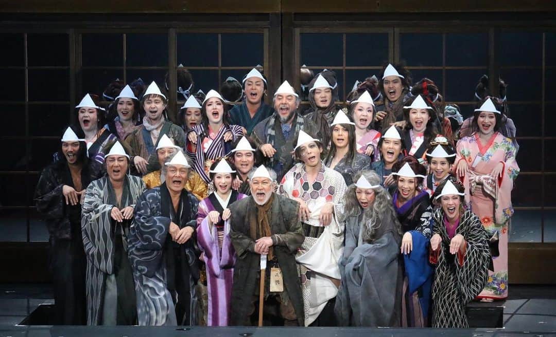 熊谷彩春さんのインスタグラム写真 - (熊谷彩春Instagram)「『天保十二年のシェイクスピア』本日はマチソワ2公演でした🌸 お越しくださった皆様ありがとうございました。 また、お手紙やプレゼントも本当にありがとうございます！ すごく嬉しくて、いつもパワーをもらっています✨ ・ 東宝演劇部公式Facebookで舞台写真が公開されました📸💓 #天保十二年のシェイクスピア  #日生劇場」2月13日 22時13分 - iroha_kumagai