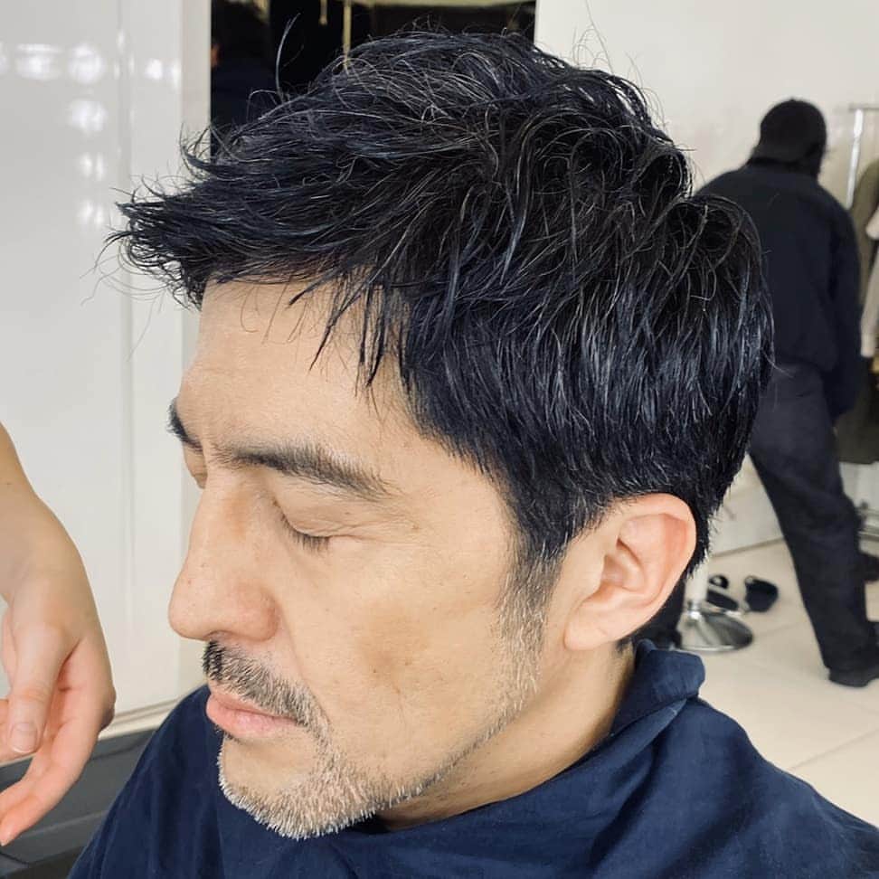 谷中敦さんのインスタグラム写真 - (谷中敦Instagram)「高草木剛さんにヘアメイクして貰いました。剛さん、いつも繊細に丁寧にありがとう！@go_takakusagi」2月13日 22時21分 - a.yanaka