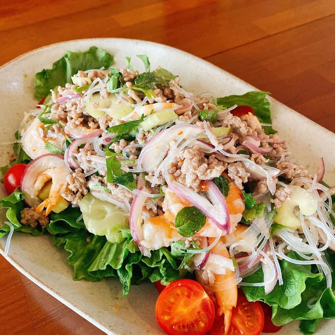 早見優さんのインスタグラム写真 - (早見優Instagram)「Made my favorite Glass noodle salad! Yum! #thaifood #yumunsen #春雨サラダ」2月13日 23時04分 - yuyuhayami