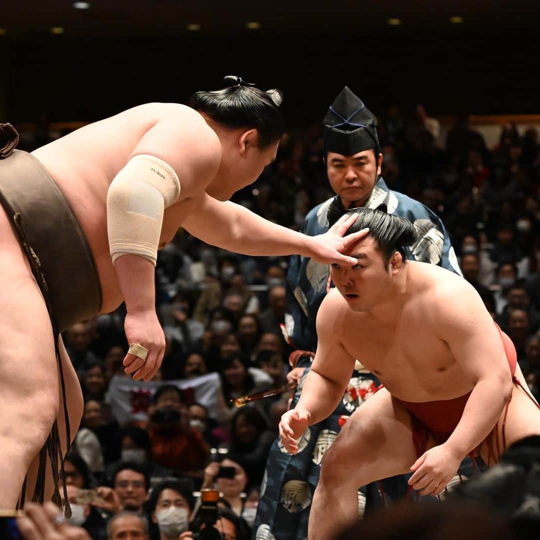 日本相撲協会さんのインスタグラム写真 - (日本相撲協会Instagram)「2月9日に開催された大相撲トーナメント。 本場所の本割では見られない白鵬-炎鵬の対戦。優勝は髙安。OB戦もありました。  @sumokyokai﻿ #大相撲﻿ #sumo﻿ #相撲 ﻿ #力士﻿ #お相撲さん﻿ #japanphoto﻿ #sumowrestlers﻿ #japanculture #翔天狼　#天鎧鵬 #安美錦　#里山　#琴欧洲　#大道　#親方　#白鵬　#炎鵬　#髙安」2月13日 23時23分 - sumokyokai