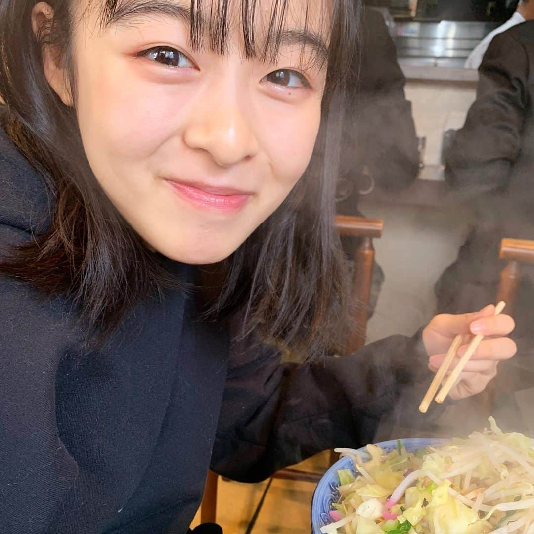 森七菜さんのインスタグラム写真 - (森七菜Instagram)「ちゃんぽん🍜 #湯気すごい #野菜たっぷりちゃんぽん #左利き〜」2月14日 0時02分 - morinana_official