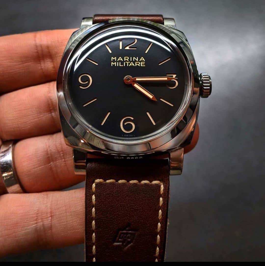 パネライのインスタグラム：「One of the best #Panerai #Radiomir 1940 pieces. The #PAM587 47mm Luminor Marina Militare. Pic by buddy @azcii」