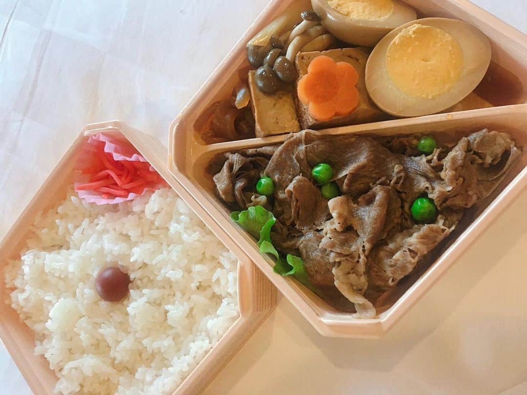 塚田詩織のインスタグラム：「昨日の。 #現場ごはん」