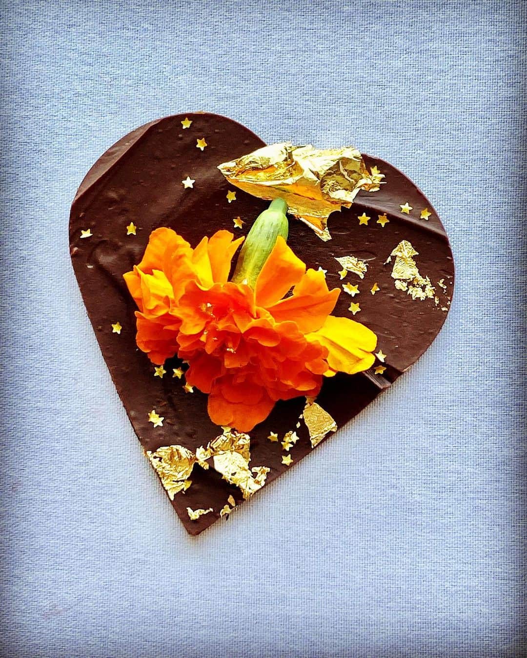 ブライアン・メイさんのインスタグラム写真 - (ブライアン・メイInstagram)「Happy Valentines Day Folks !!! Wishing you all chocolate !!! Bri」2月14日 10時34分 - brianmayforreal