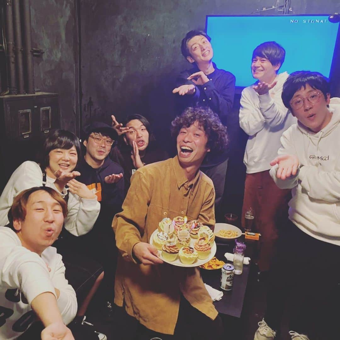 たかのりさんのインスタグラム写真 - (たかのりInstagram)「ナベさんお誕生日会。 えてこませて頂きました。 大きな喧嘩なく終わった事が素敵でした。」2月14日 2時37分 - takanoritribe