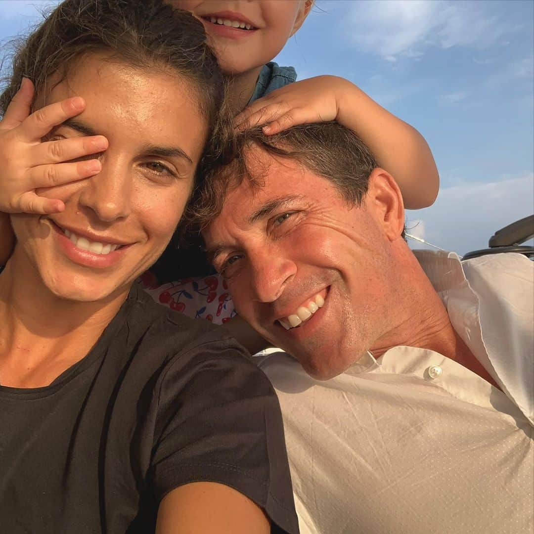 エリザベッタ・カナリスさんのインスタグラム写真 - (エリザベッタ・カナリスInstagram)「#throwbackthursday last Summer with my beautiful family ❤️ ricordi della scorsa estate」2月14日 3時39分 - littlecrumb_