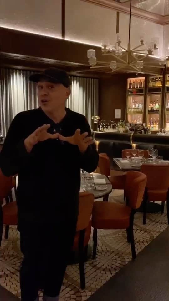 Palms Casino Resortのインスタグラム：「Follow @chefsymon as he gives you a tour of our hidden gem, @saraslasvegas」