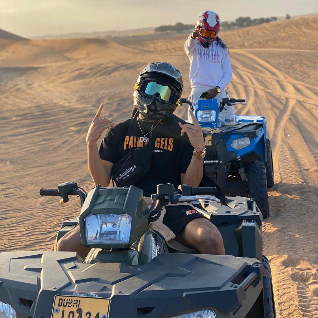 ドミニク・ソランケのインスタグラム：「Skrr skrr🤘🏽」
