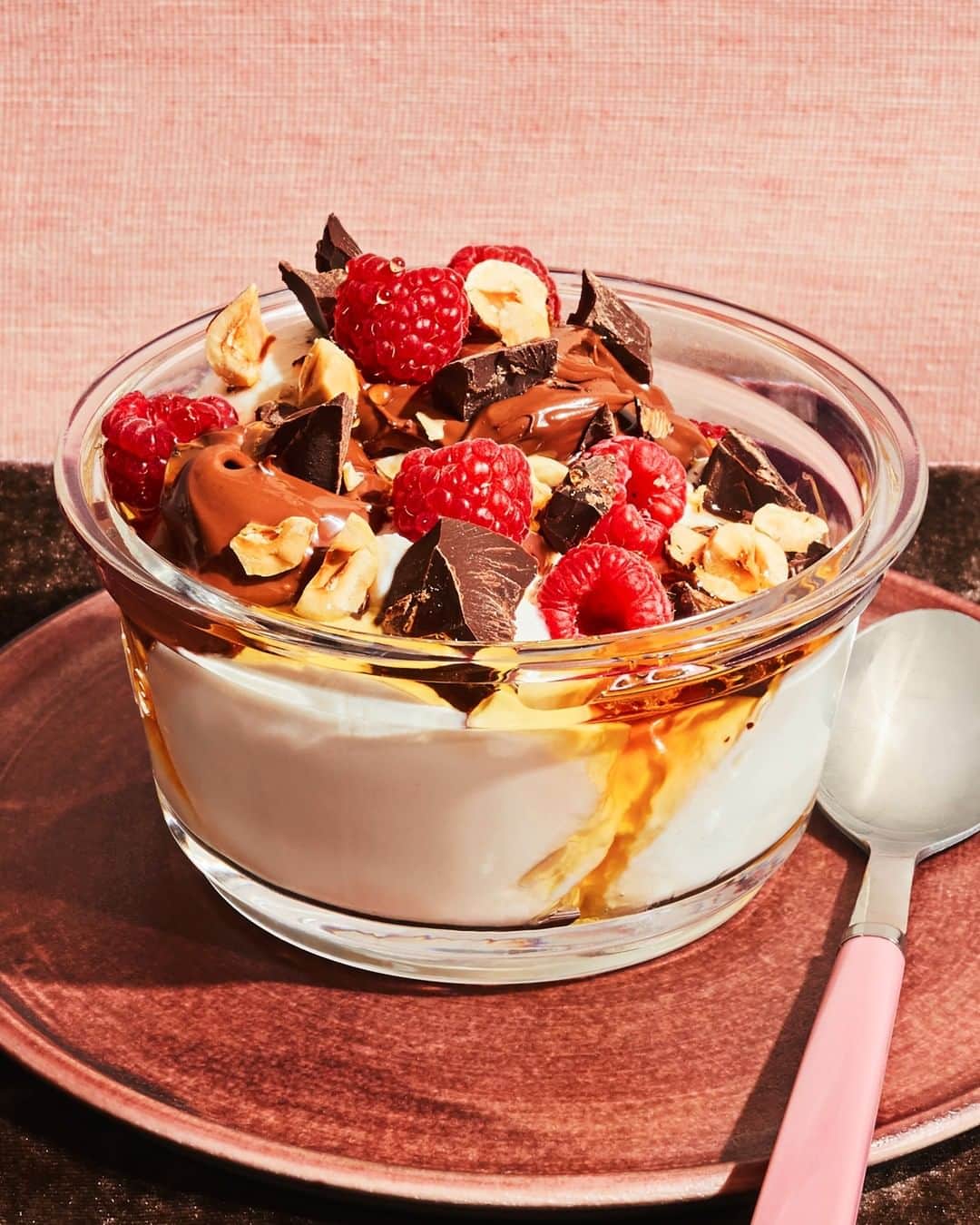 のインスタグラム：「Winter’s nearly over. And so is our winter menu. Tag someone who needs to try our Dark Chocolate and Hazelnut Chobani Creation. Only at the Café, until 2/29. 📸@codyguilfoyle」