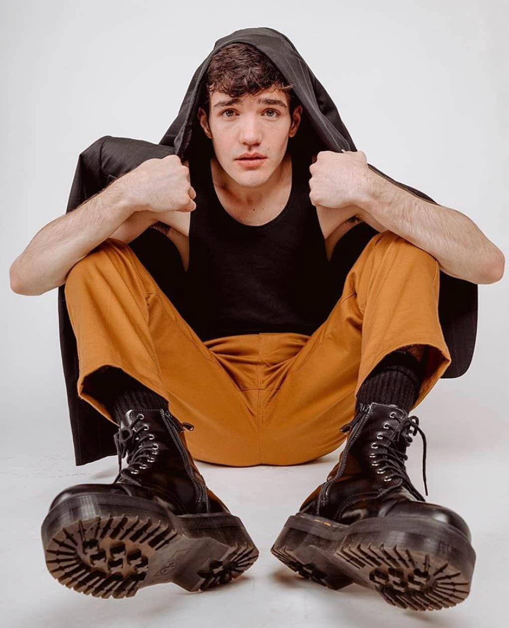 Aaron Carpenterさんのインスタグラム写真 - (Aaron CarpenterInstagram)「@euphoriazine」2月14日 6時43分 - aaroncarpenter