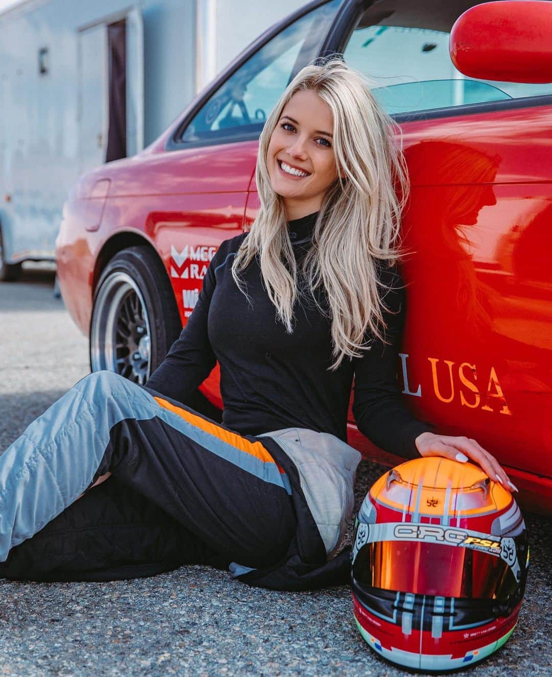 Lindsay Brewerのインスタグラム：「Just posted a drifting vlog on my youtube! Link in bio to check it out🏁❤️ photos by: @logan_kunde」