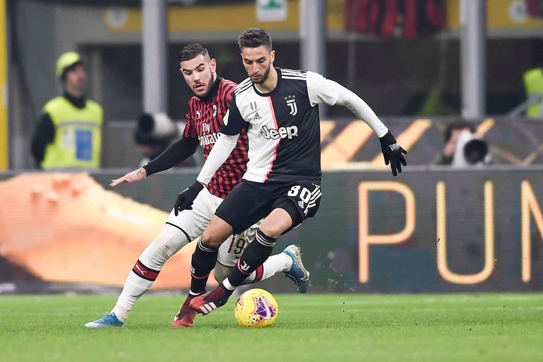 ロドリゴ・ベンタンクールのインスタグラム：「#CoppaItalia #SanSiro #MilanJuve #ForzaJuve ⚪⚫」