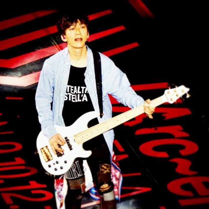 tetsuyaのインスタグラム：「#LArcenCiel #tetsuya #ARENATOURMMXX #MMXX」